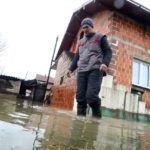 Cicka Poljana, 31.03.2013 – Zbog obilnih kisa i otapanja snijega izlila se rijeka Odra i poplavila cestu i par kuca