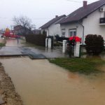 y245352934017808972_5