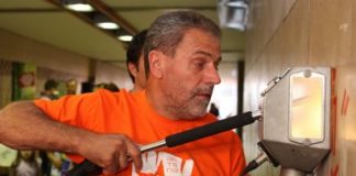 Milan Bandić odmjerio svoje snage u farbanju