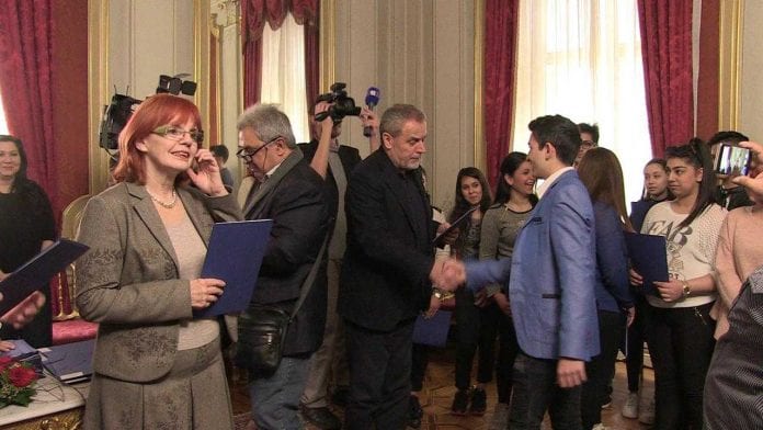 vlcsnap-2017-03-13-14h56m40s207