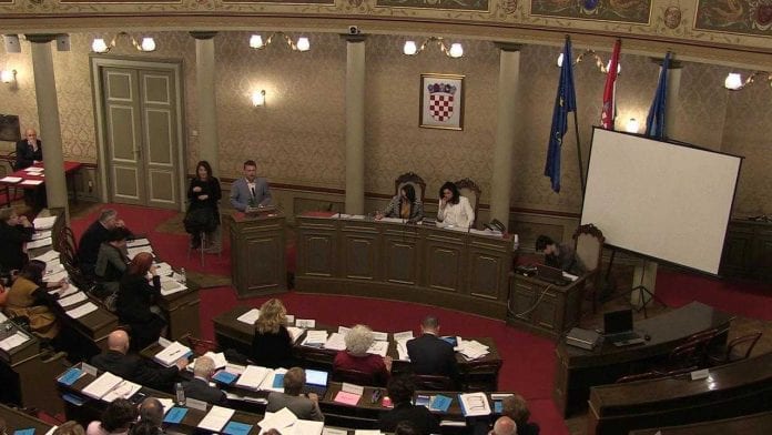 vlcsnap-2017-04-20-15h18m23s47