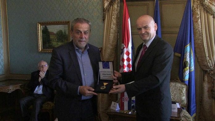 vlcsnap-2017-05-24-11h58m15s195