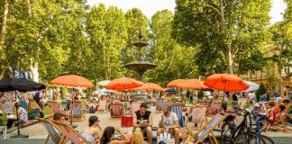 Park Zrinjevac i ove godine postaje najpopularnija zagrebačka plaža