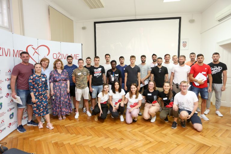 Nogometaši se pridružili akciji Oživi me
