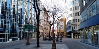 Nećemo puno filozofirati, poruka je jasna: Ljudi, ostanite doma!