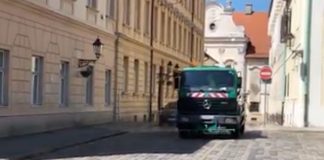 Sindikat Čistoće osudio slanje radnika i kamiona za pranje ulica na zastupnike na Markovom trgu