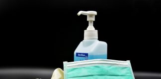 Znate li kako pravilno odložiti iskorištene zaštitne maske, rukavice i dezinficijense? Evo detaljnih uputa!