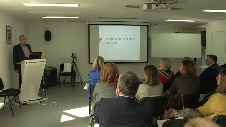 Okruglim stolom obilježen Hrvatski dan nepušenja