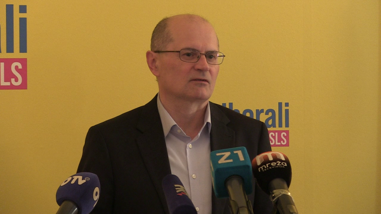 HSLS: Preimenovanjem ulica skreće se pažnja s gorućih komunalnih problema