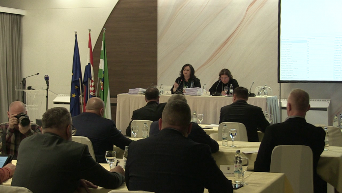 vlcsnap-2023-03-20-12h08m14s714