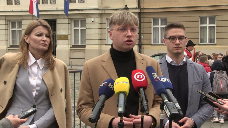 SDP: Nacionalni program za mlade kasni, ponižavajuć je i ne nudi rješenja