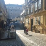 1_y236408220109790443_1