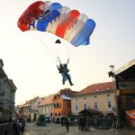 y11259611055777265_4