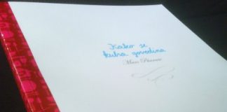 Promocija zbirke poezije u centru grada