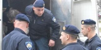 Baka (71) vrištala, tata i sin ščepali lopova