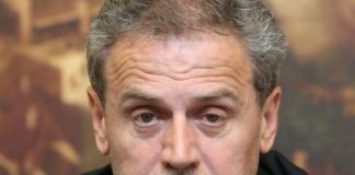 Bandić u Budimpešti sluša tamburaše