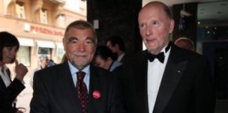 Mesić i na otvorenju JFF-a nosio bedž za Varšavsku