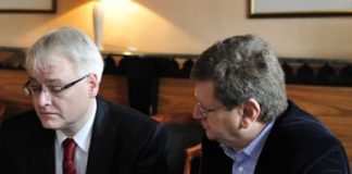 Josipović se vraća u zastupničke klupe Skupštine