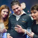 y247386643710136448_5