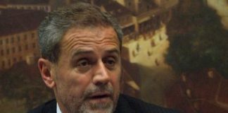 Bandić želi sam odlučivati o povlaštenim karatama