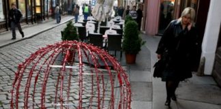 Novogodišnja folkorna večer u kazalištu Komedija