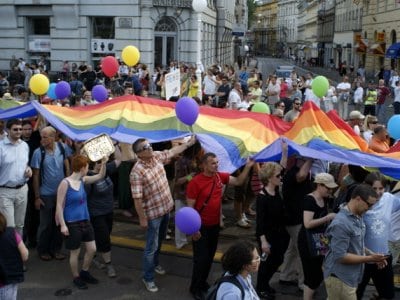 U gay zagrebu okupljališta Dežman Mini