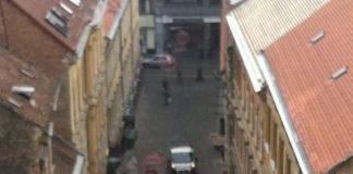 Naoružani upali u urarsku radnju i ukrali satove