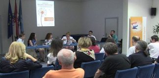 Održana je panel diskusija o ponovnom povezivanju hrvatskog društva