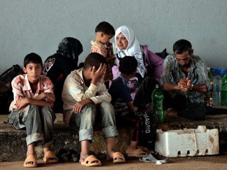 PROSVJED ZBOG PRESELJENJA IZBJEGLICA U HOSTEL ARENA: Netolerancija, strah ili nešto treće?