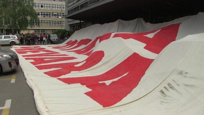 vlcsnap-2017-04-11-17h11m20s131