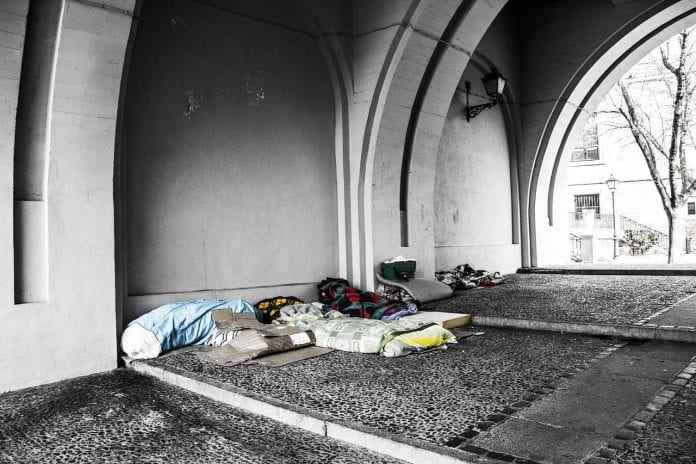 homeless-2090507_1280