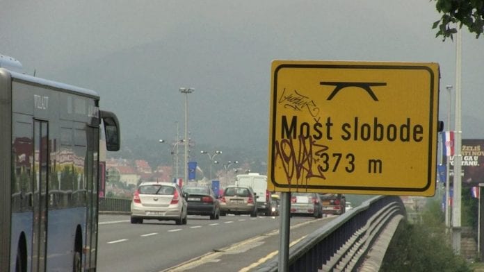 vlcsnap-2017-05-04-15h22m24s250