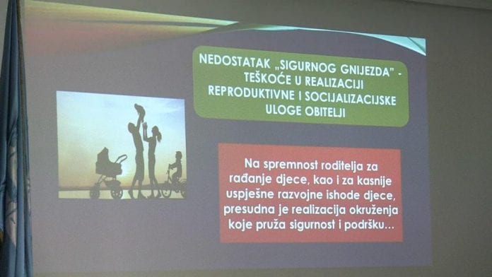 vlcsnap-2017-05-11-16h16m21s0