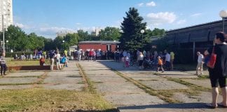 Ograda u Travnom uklonjena, stanovnici ipak organizirali potpisivanje peticije