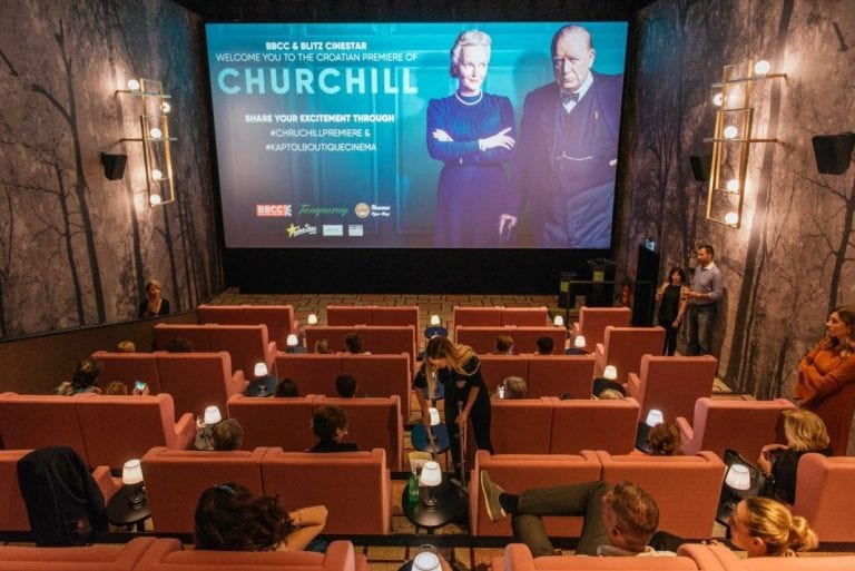 FOTO: Film o Churchillu stigao u kina, a svi su gledali samo u Bornu Rajić