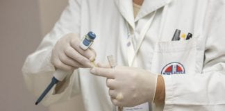 RAZBIJAMO MIT: Vitiligo nije zarazan i može se liječiti