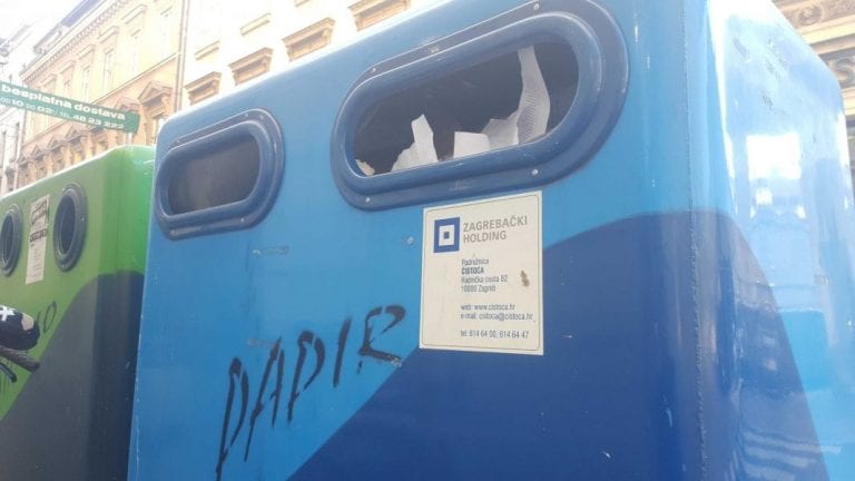 Stanovnici Martinovke žele reciklirati, ali sa smećem u rukama moraju pješačiti 21 minutu