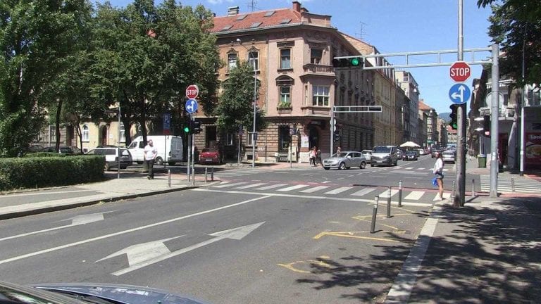 UKLETO RASKRIŽJE: Križanje Klaićeve i Kačićeve ulice godinama puni stranice crne kronike