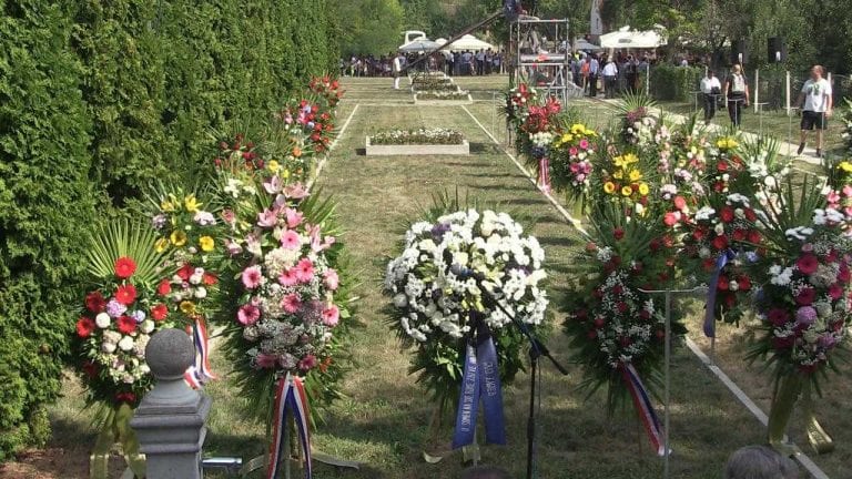 Komemoracija u Ušticama: Ovdje su zlo počinili ljudi s imenom i prezimenom