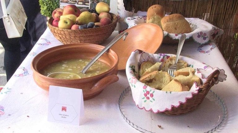 STARINSKE DELICIJE: Otvorena manifestacija “Kaj su jeli naši stari”