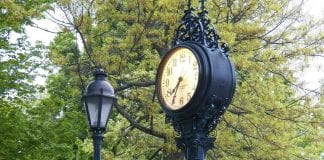 NOVI FETIŠ MILANA BANDIĆA: Nakon fontana i zastava, na svakom bi se uglu u Zagrebu mogao naći – SAT!