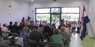 Učenici Osnovne škole Alojzija Stepinca od danas pohađaju nastavu u jednoj smjeni