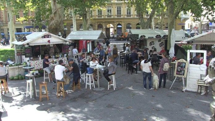 vlcsnap-2017-09-15-22h04m42s24