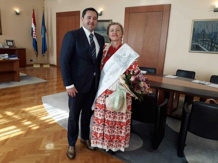 22641812_10154858107137213_256841705_o