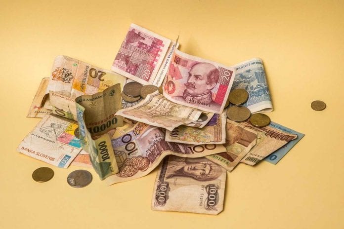 money-1674869_1280