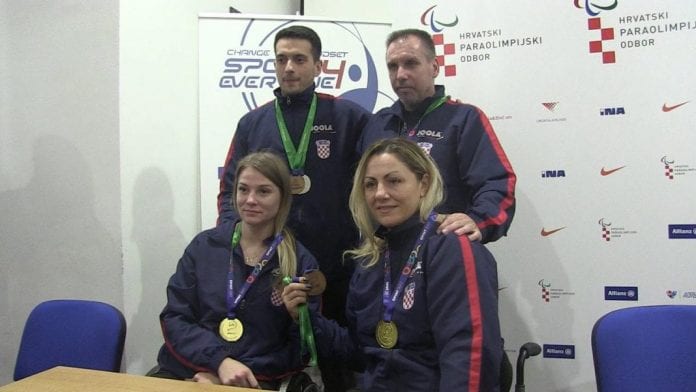 vlcsnap-2017-10-06-23h00m58s71