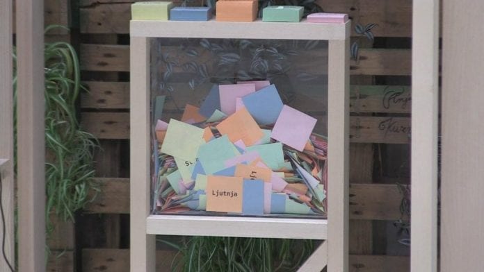 vlcsnap-2017-10-09-21h47m08s120