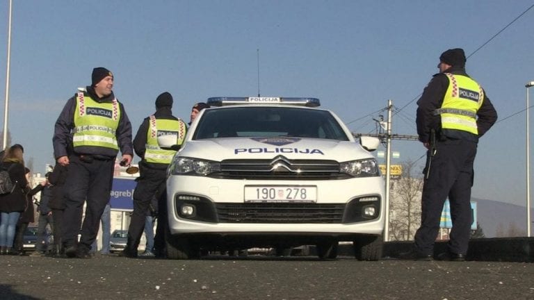 Dolaze kišna razdoblja, pripazite u prometu