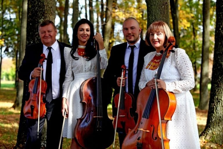 OBLJETNIČKI KONCERT: Rucneri pokazali kako je divno baviti se glazbom