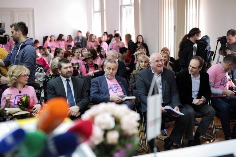 Bullying je ozbiljan problem koji pogađa sve više mladih